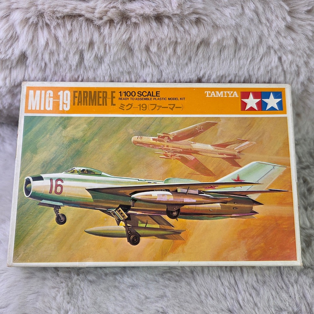 Tamiya MiG-19 Farmer-E 1/100 Scale Plastic Model Kit Mini Jet Series No 1 PA1001